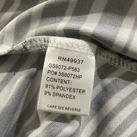 NWT. Skort - Racing Stripes - Picture 6 of 6